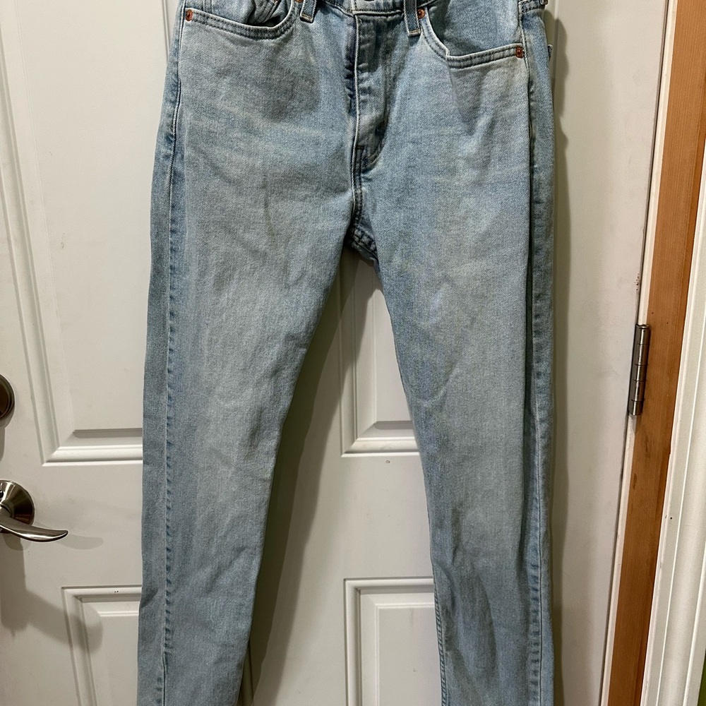 Levi's Blue Slim Fit Jeans with Classic Light Wash